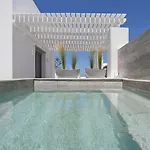 Barbarigos Luxury Nausa