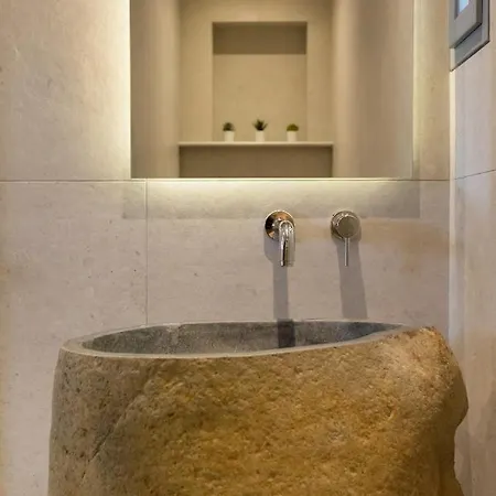 Barbarigos Luxury Naousa